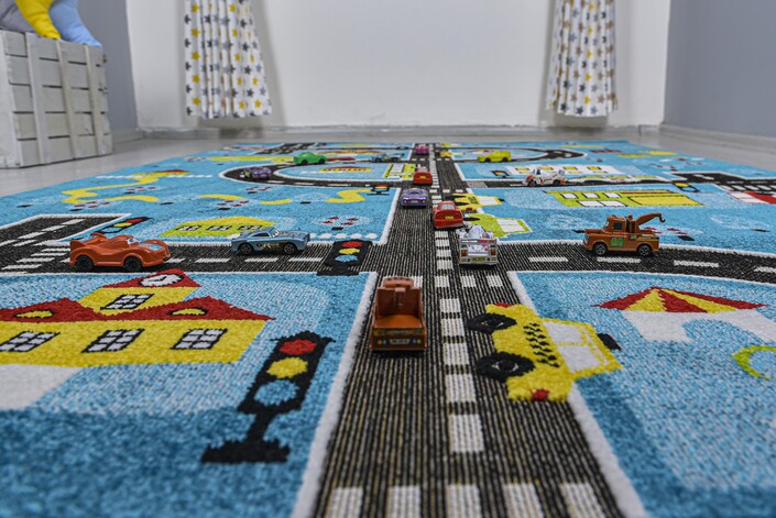 3 Boyutlu Mavi Trafik Arabalı Dokuma Çocuk Oyun Halısı - Thumbnail